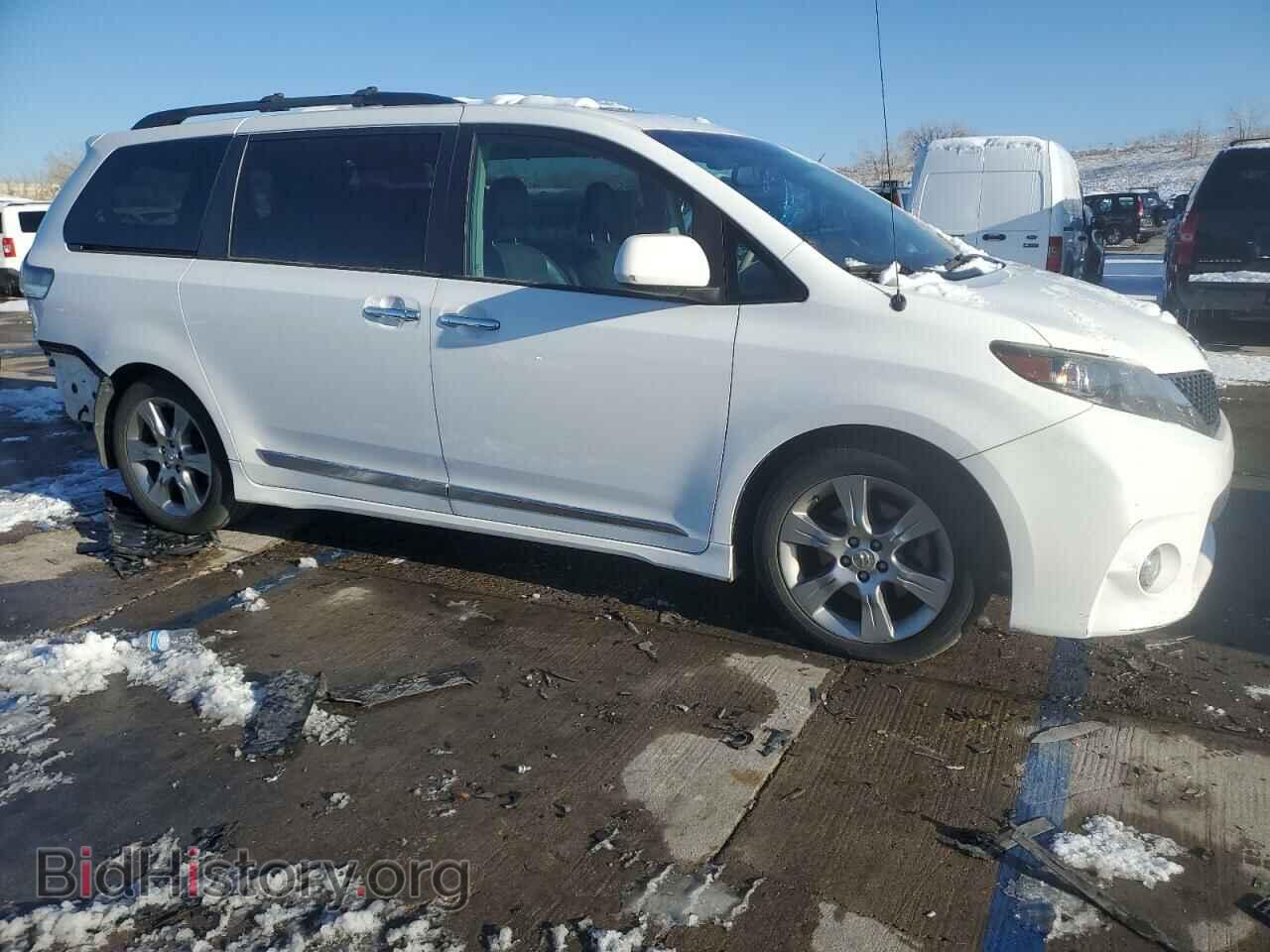 2013 TOYOTA SIENNA - VIN: 5TDXK3DC8DS306607 - Фото 4
