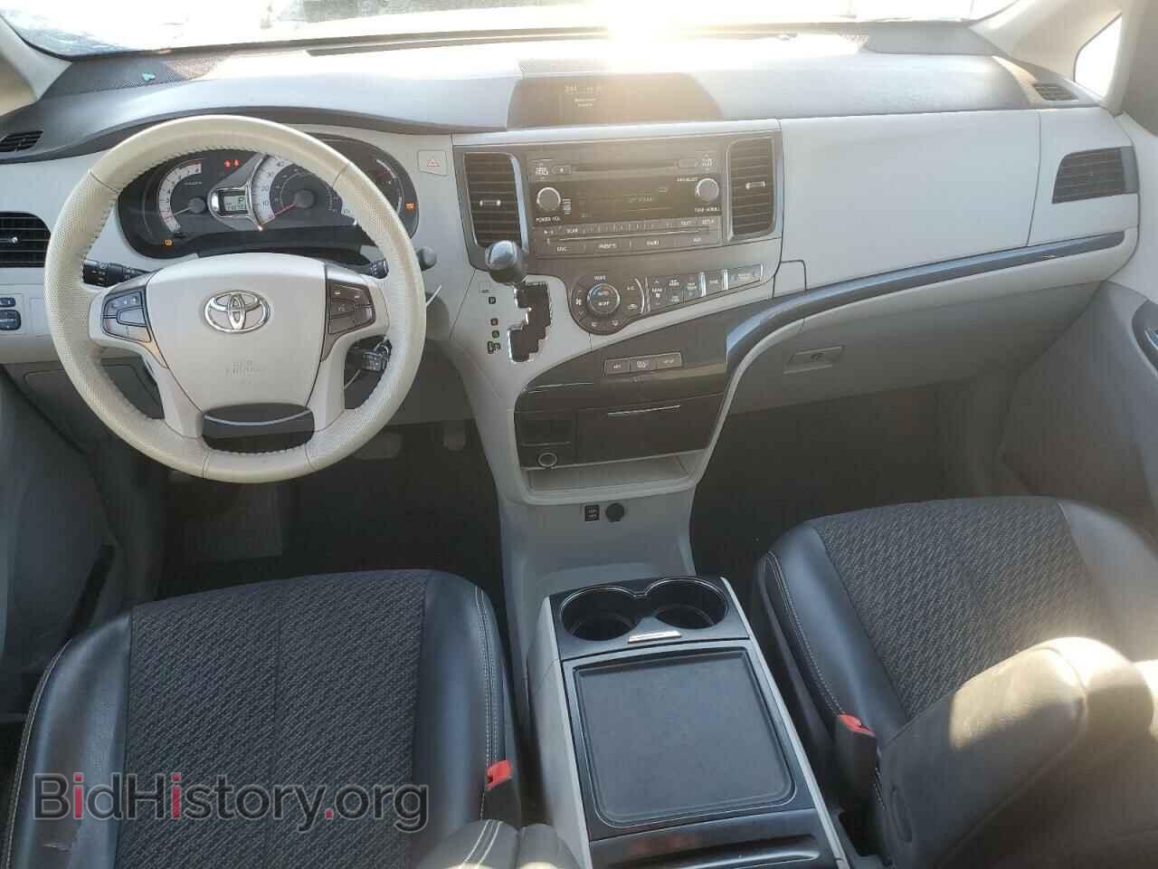 2013 TOYOTA SIENNA - VIN: 5TDXK3DC8DS306607 - Фото 8