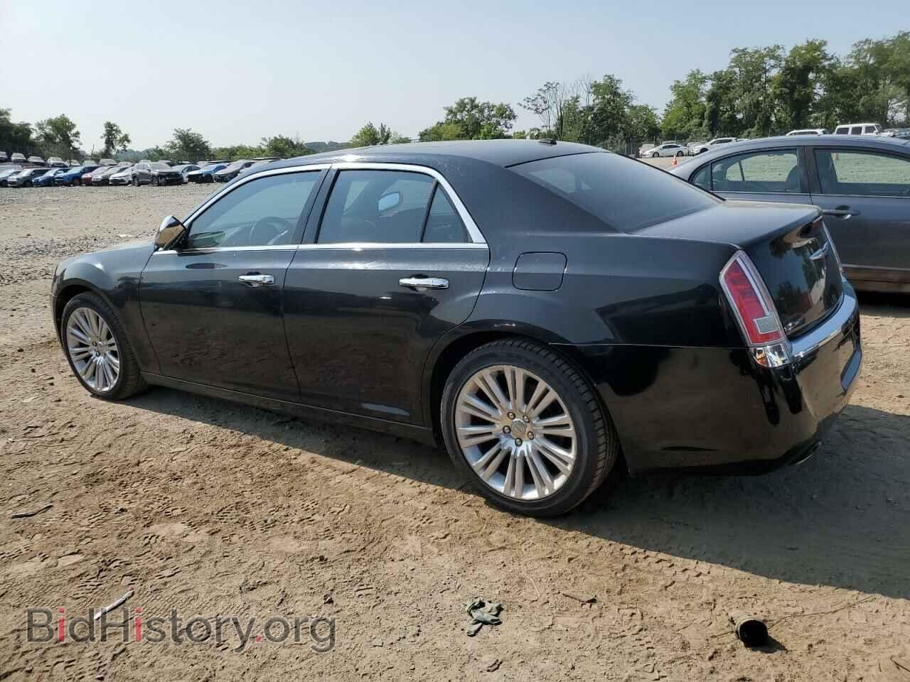 2013 CHRYSLER 300 - VIN: 2C3CCAEG1DH529110 - Фото 2