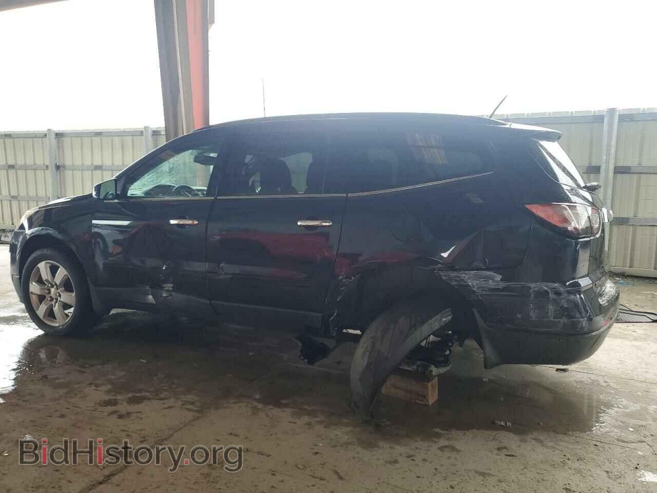 2017 CHEVROLET TRAVERSE - VIN: 1GNKRGKD8HJ200435 - Фото 2