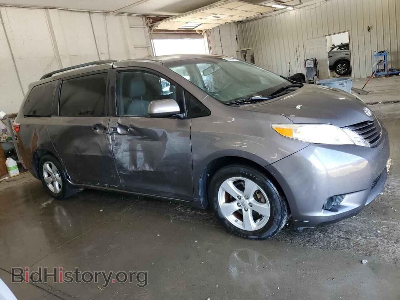2017 TOYOTA All Models - VIN: 5TDKZ3DC0HS800472 - Фото 4