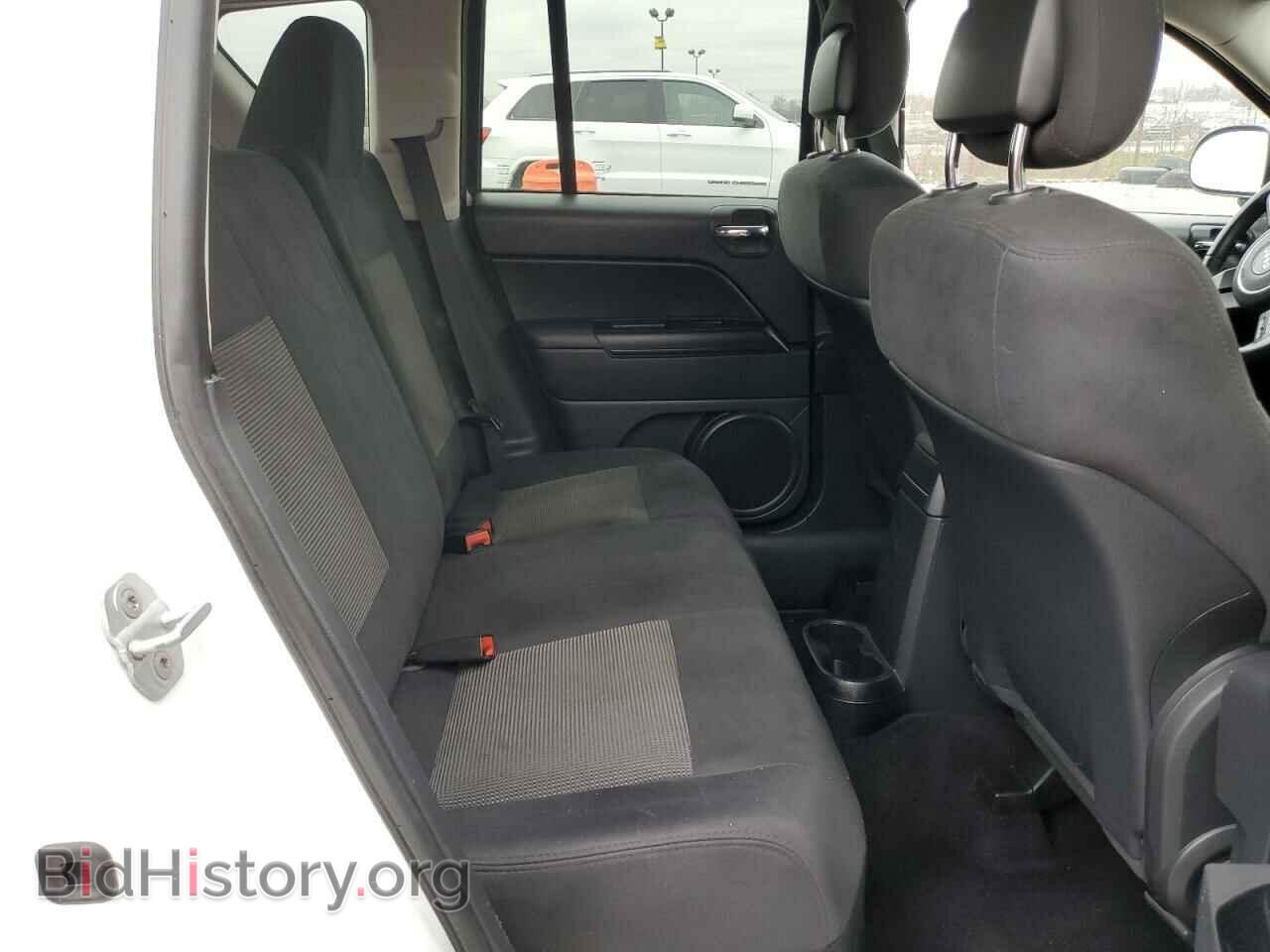 2011 JEEP COMPASS - VIN: 1J4NF1FB6BD251887 - Photo 10