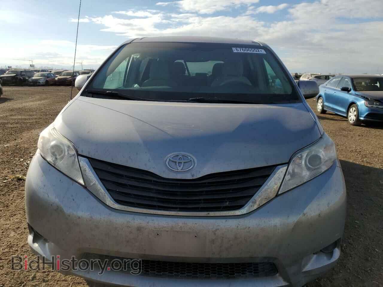 2011 TOYOTA SIENNA - VIN: 5TDKK3DC2BS020744 - Фото 5