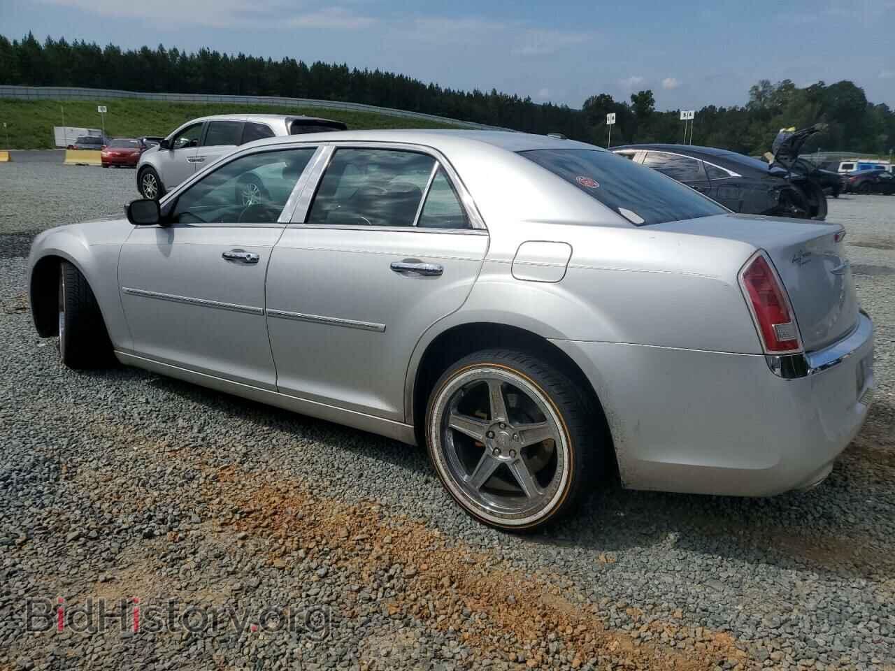 2012 CHRYSLER 300 - VIN: 2C3CCACG1CH245252 - Фото 2