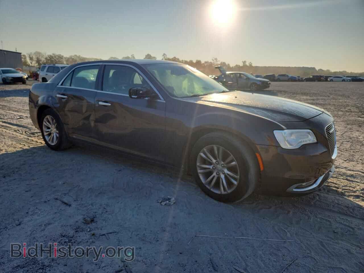 2017 CHRYSLER 300 - VIN: 2C3CCAEG4HH552032 - Photo 4