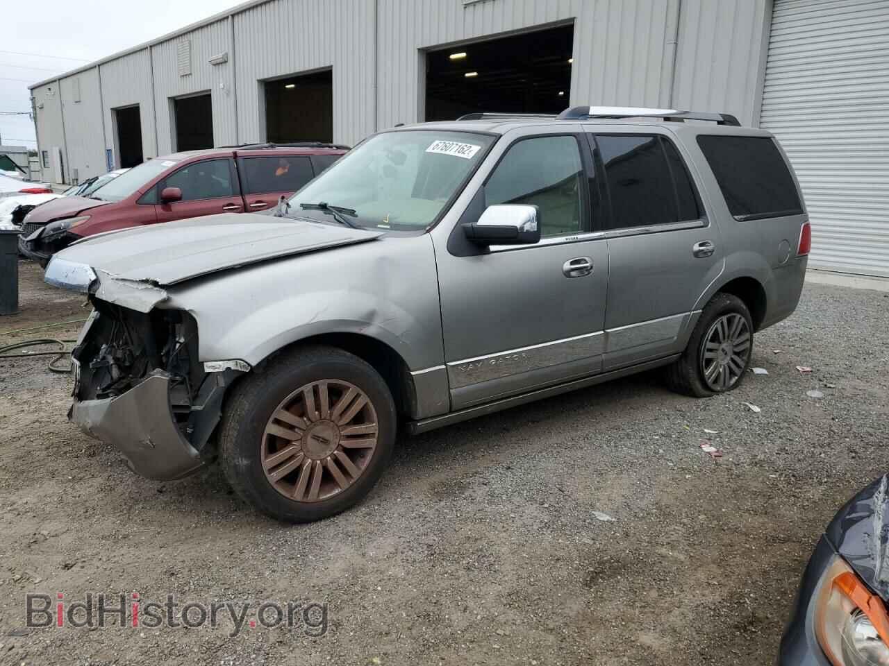 Photo 5LMFU28588LJ14082 - LINCOLN NAVIGATOR 2008