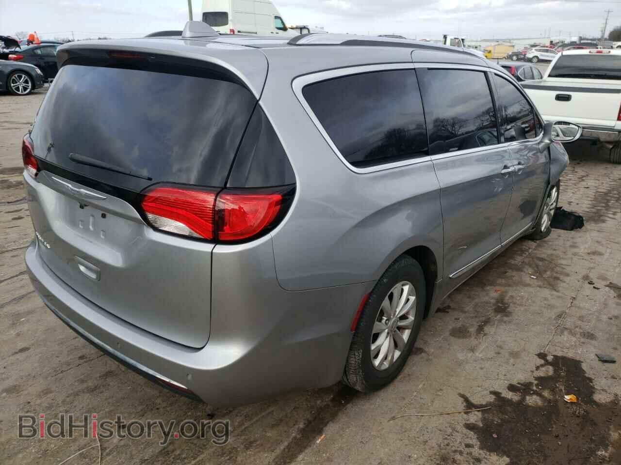 2018 CHRYSLER PACIFICA - VIN: 2C4RC1BG1JR110755 - Photo 4