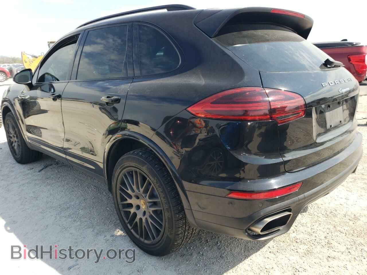 2017 PORSCHE CAYENNE - VIN: WP1AA2A26HKA86426 - Фото 2