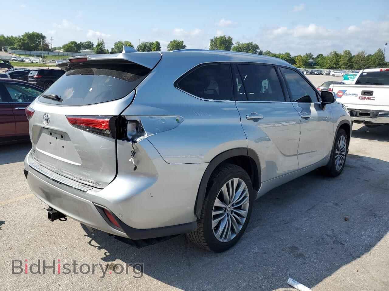 2021 TOYOTA HIGHLANDER - VIN: 5TDFZRBH4MS092000 - Фото 3