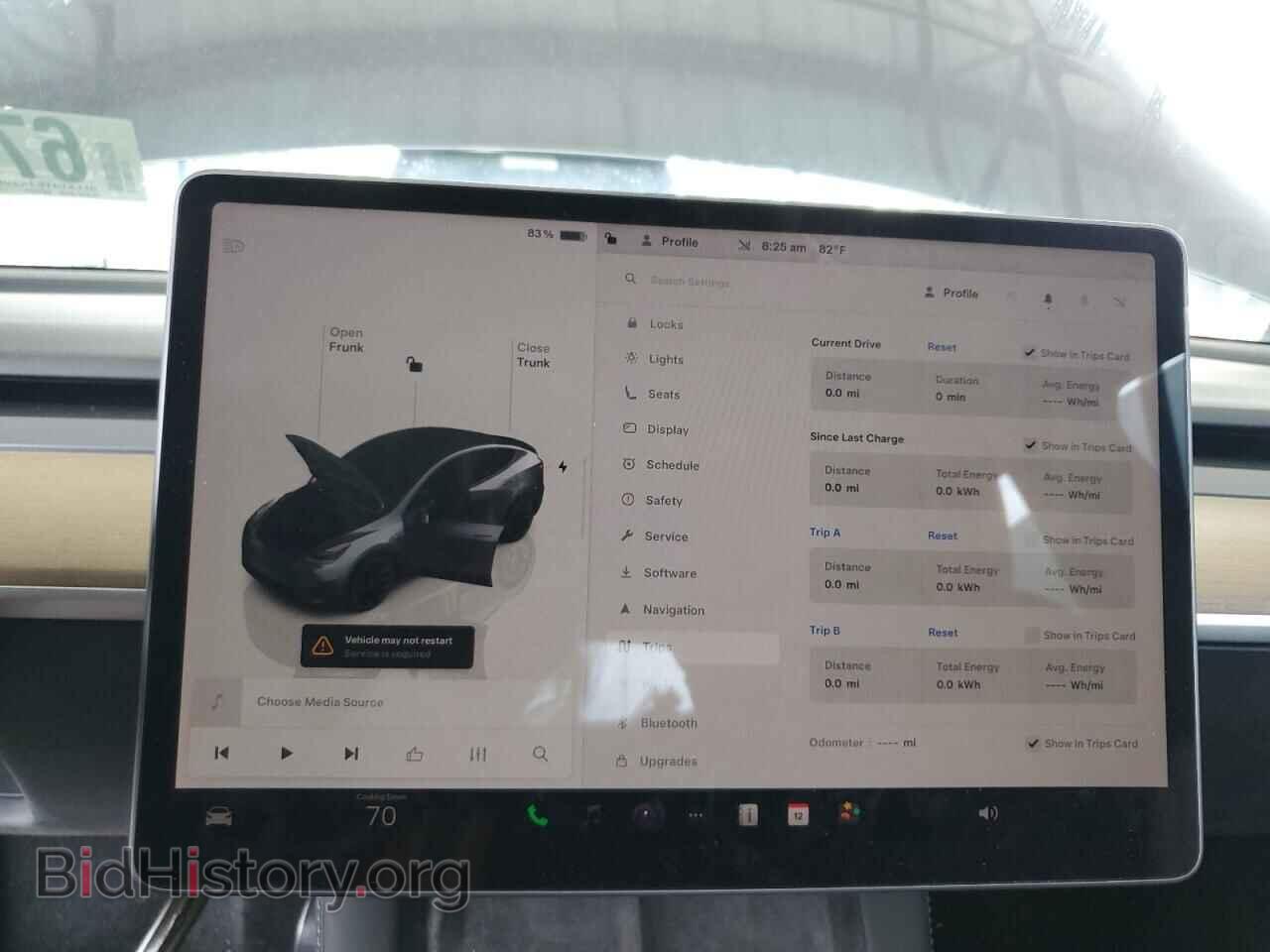 2023 TESLA MODEL Y - VIN: 7SAYGDEE8PA033835 - Photo 9