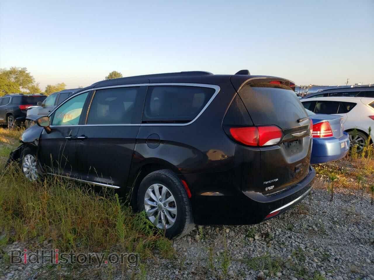 2017 CHRYSLER PACIFICA - VIN: 2C4RC1BG5HR569619 - Фото 2