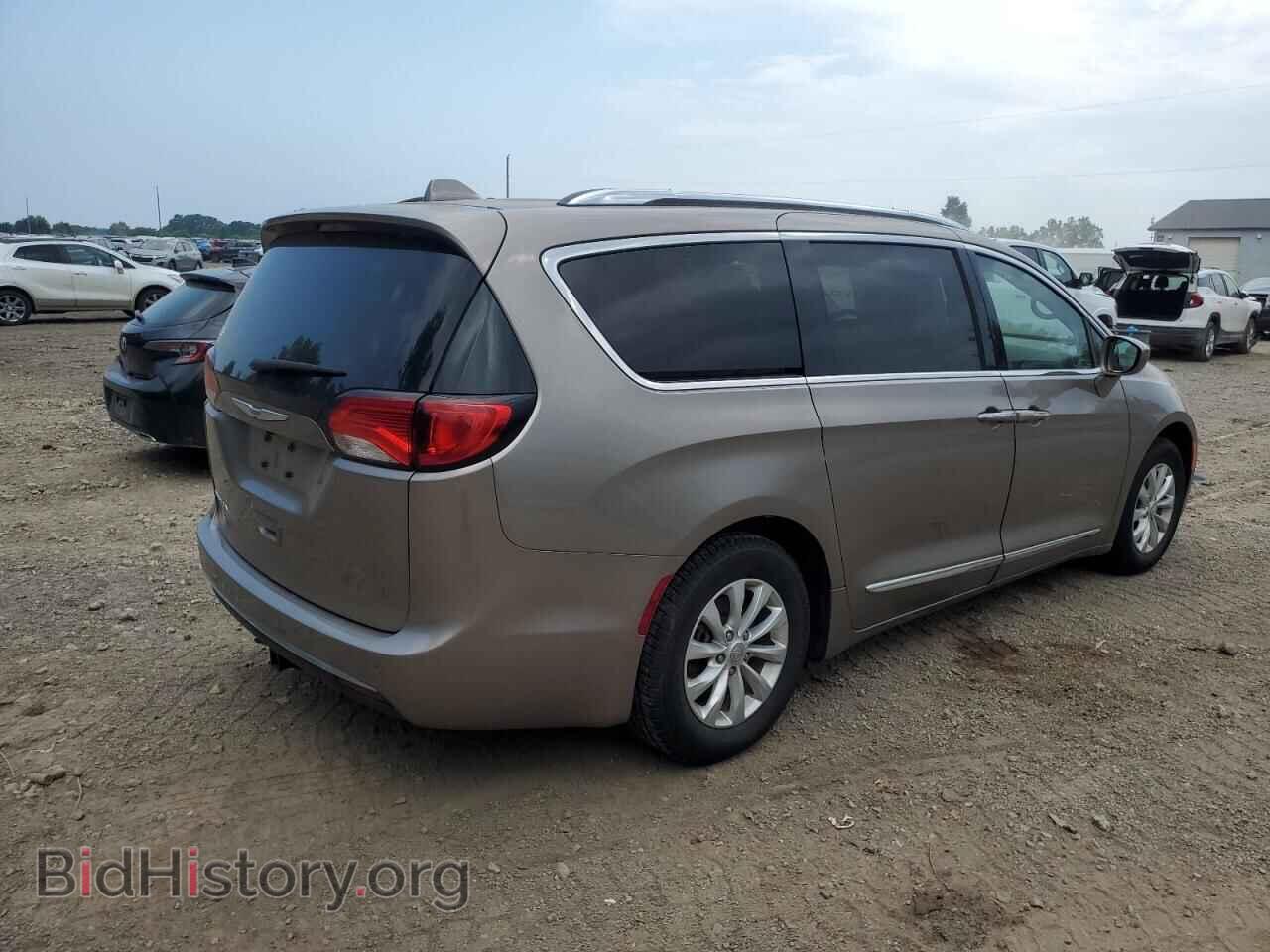 2018 CHRYSLER PACIFICA - VIN: 2C4RC1BG5JR258827 - Фото 3
