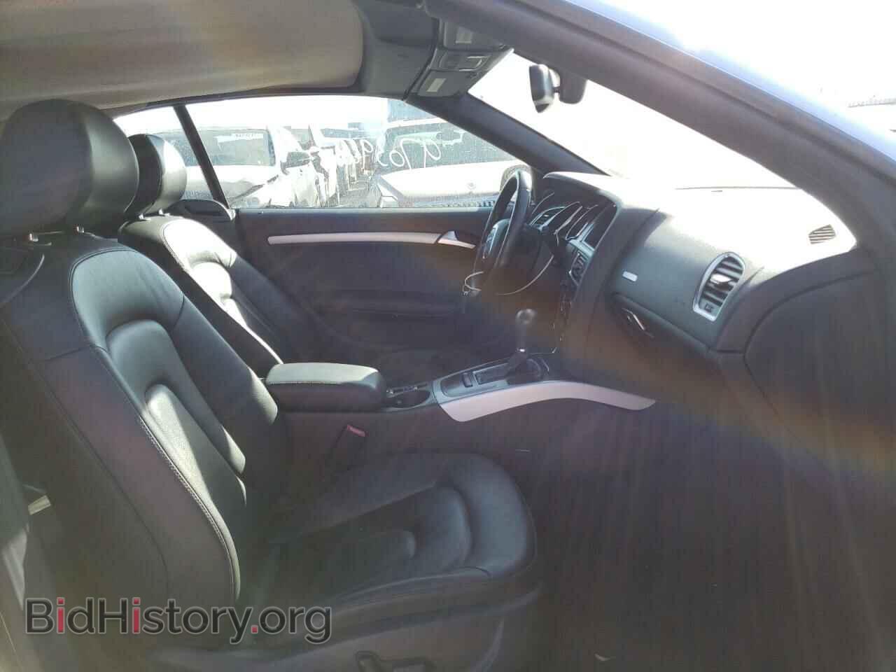 2011 AUDI A5 - VIN: WAULFAFH6BN009612 - Фото 5