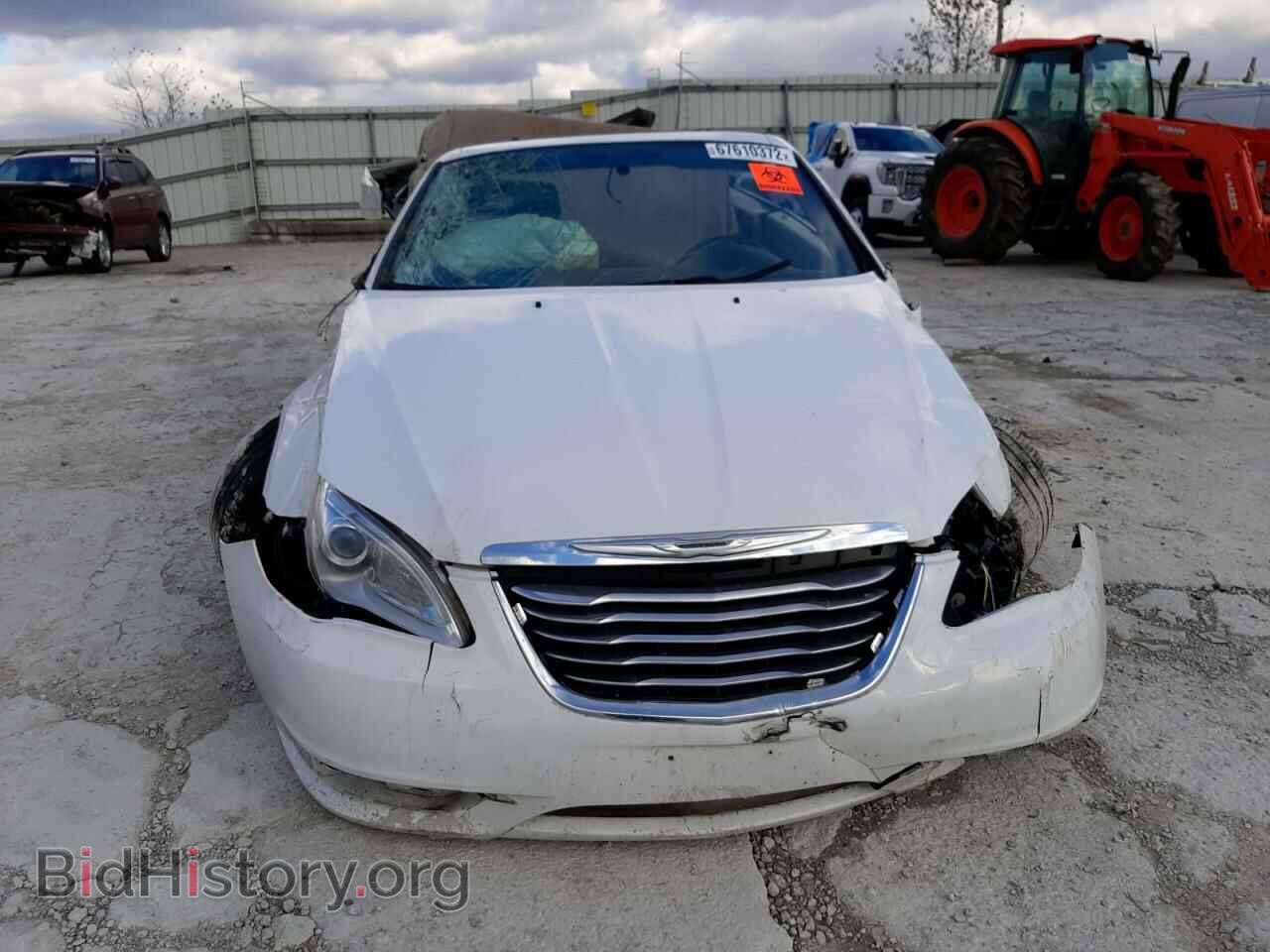 2012 CHRYSLER 200 - VIN: 1C3BCBEB9CN215541 - Фото 5