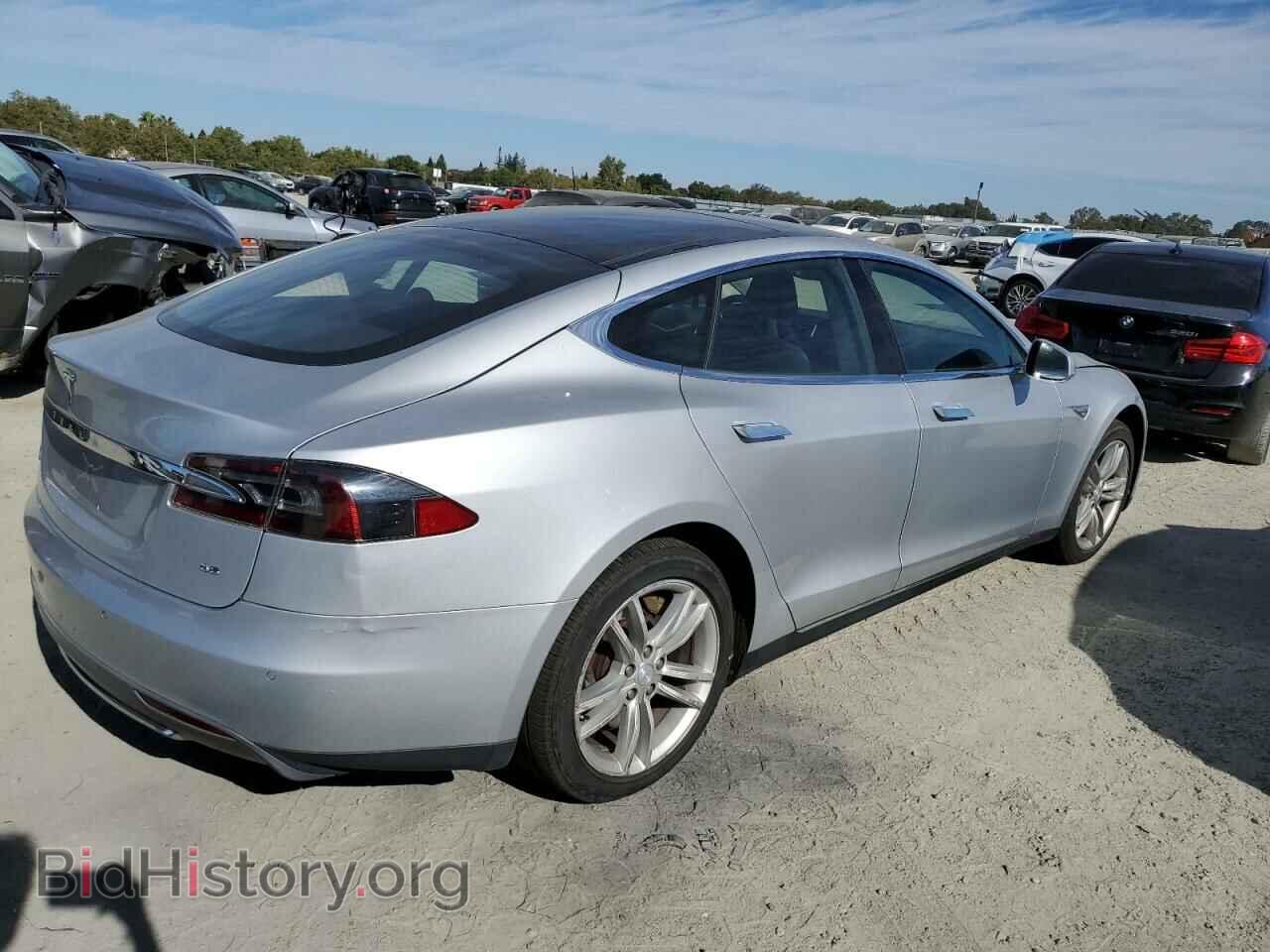 2014 TESLA MODEL S - VIN: 5YJSA1H12EFP51229 - Фото 3