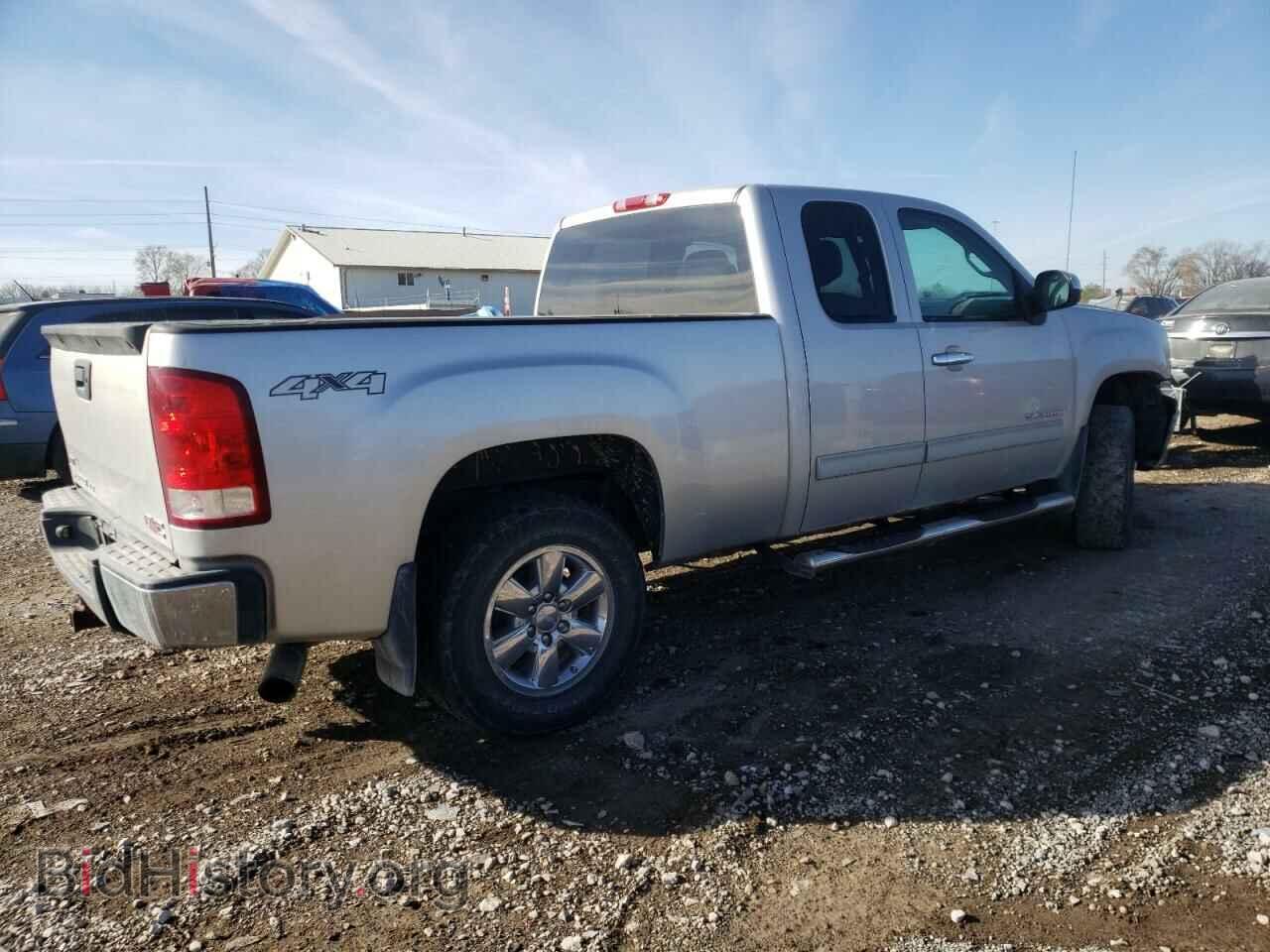 2011 GMC SIERRA - VIN: 1GTR2VE32BZ307878 - Фото 3