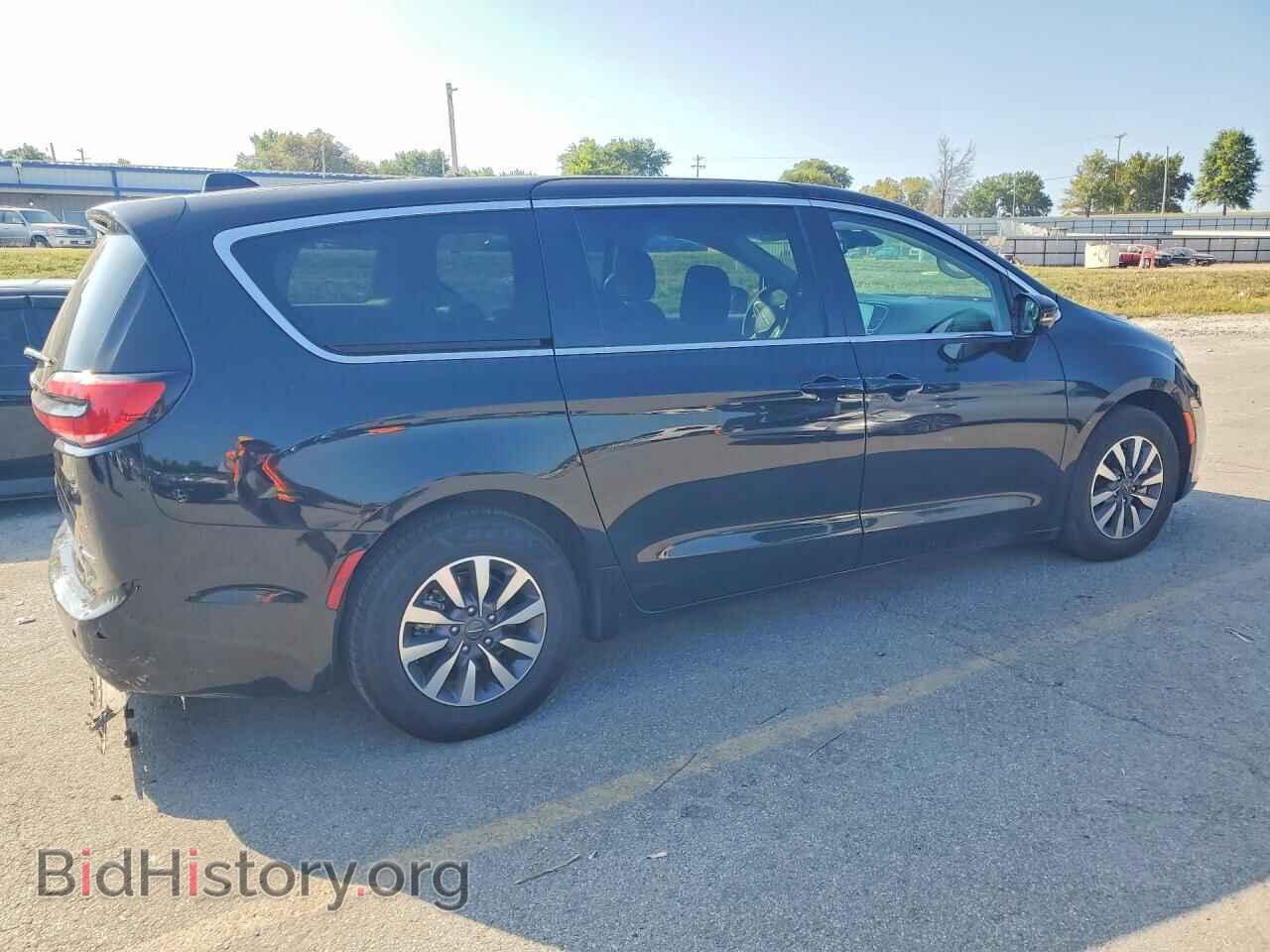 2024 CHRYSLER PACIFICA - VIN: 2C4RC1S77RR196729 - Photo 3