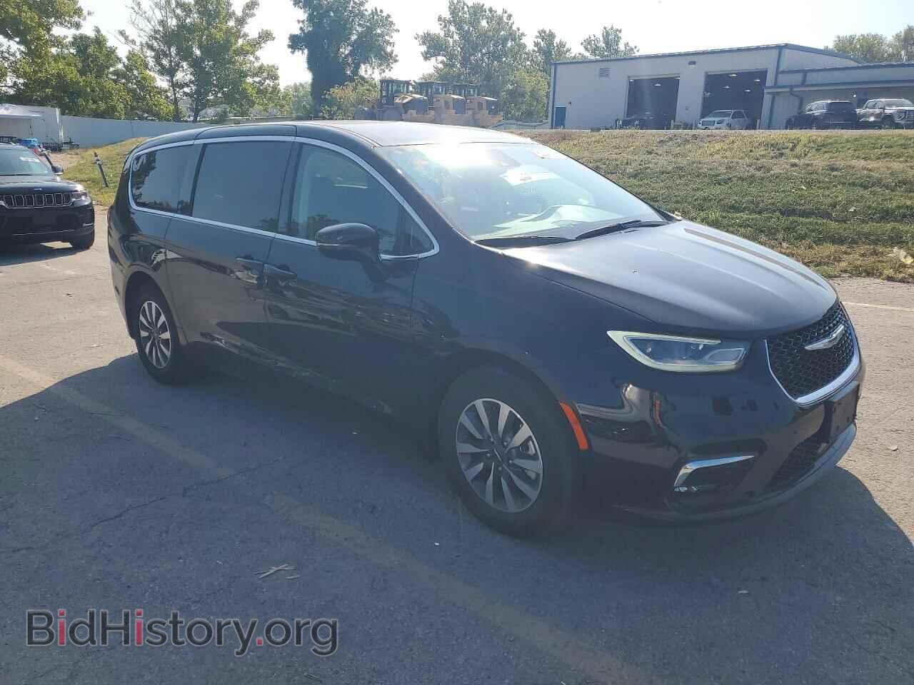 2024 CHRYSLER PACIFICA - VIN: 2C4RC1S77RR196729 - Photo 4