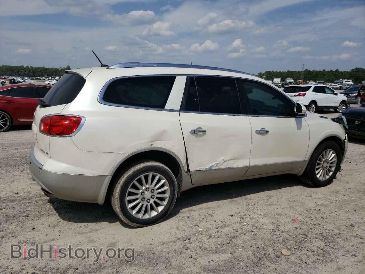 2011 BUICK ENCLAVE - VIN: 5GAKRAED8BJ258166 - Фото 3