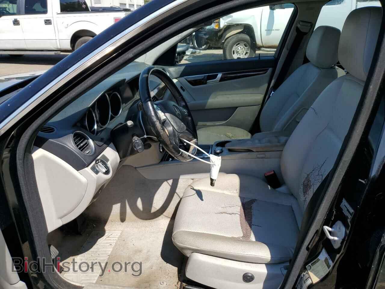 2012 MERCEDES-BENZ C-CLASS - VIN: WDDGF4HB1CA608852 - Фото 7