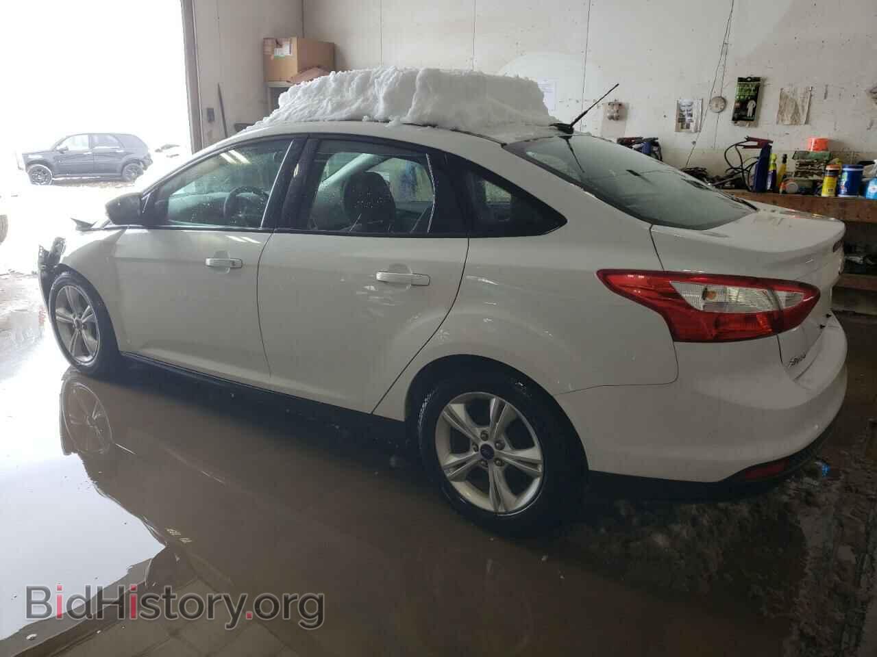 2014 FORD FOCUS - VIN: 1FADP3F28EL437635 - Фото 2