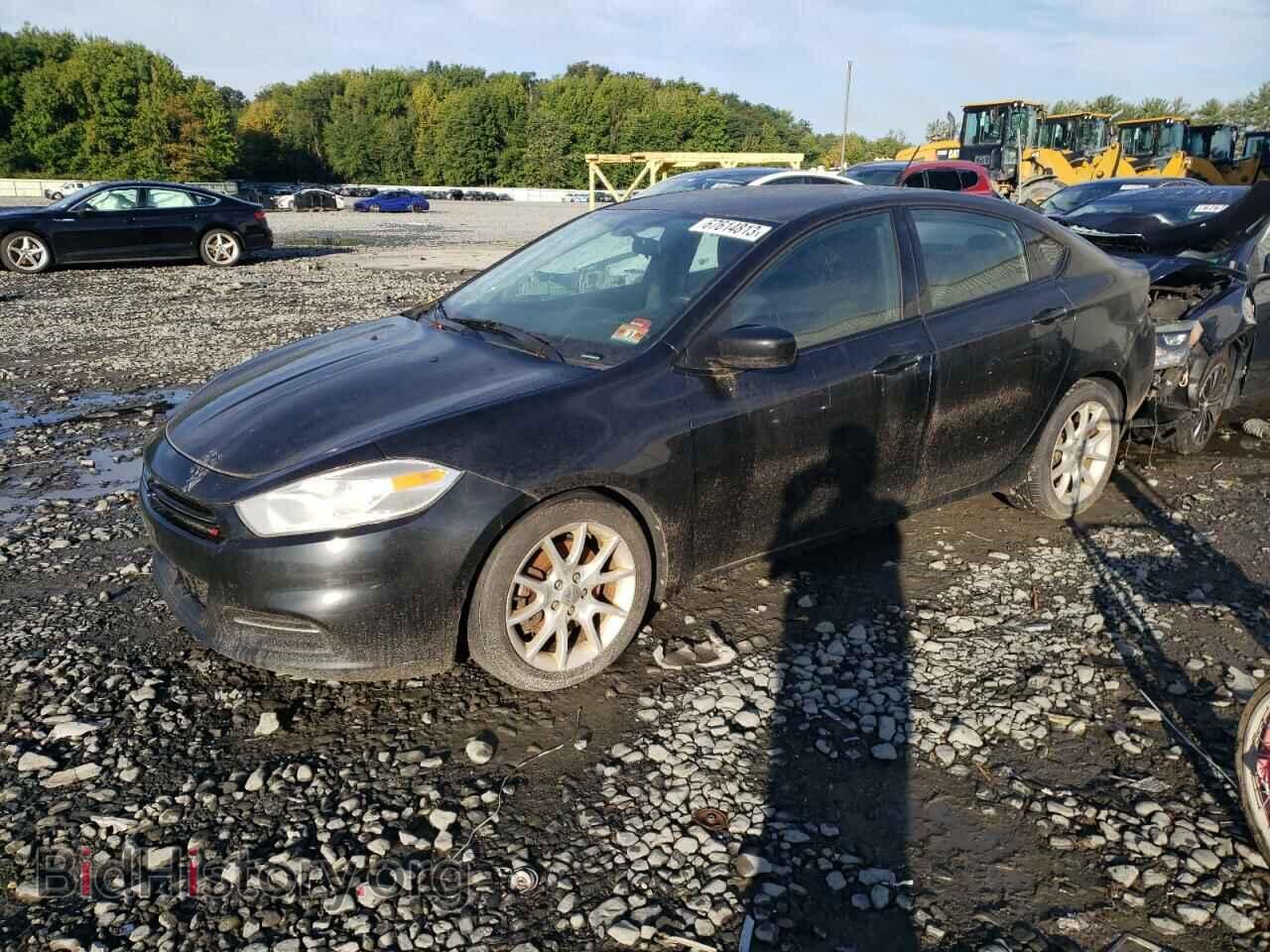 Photo 1C3CDFBA4DD143448 - DODGE DART 2013