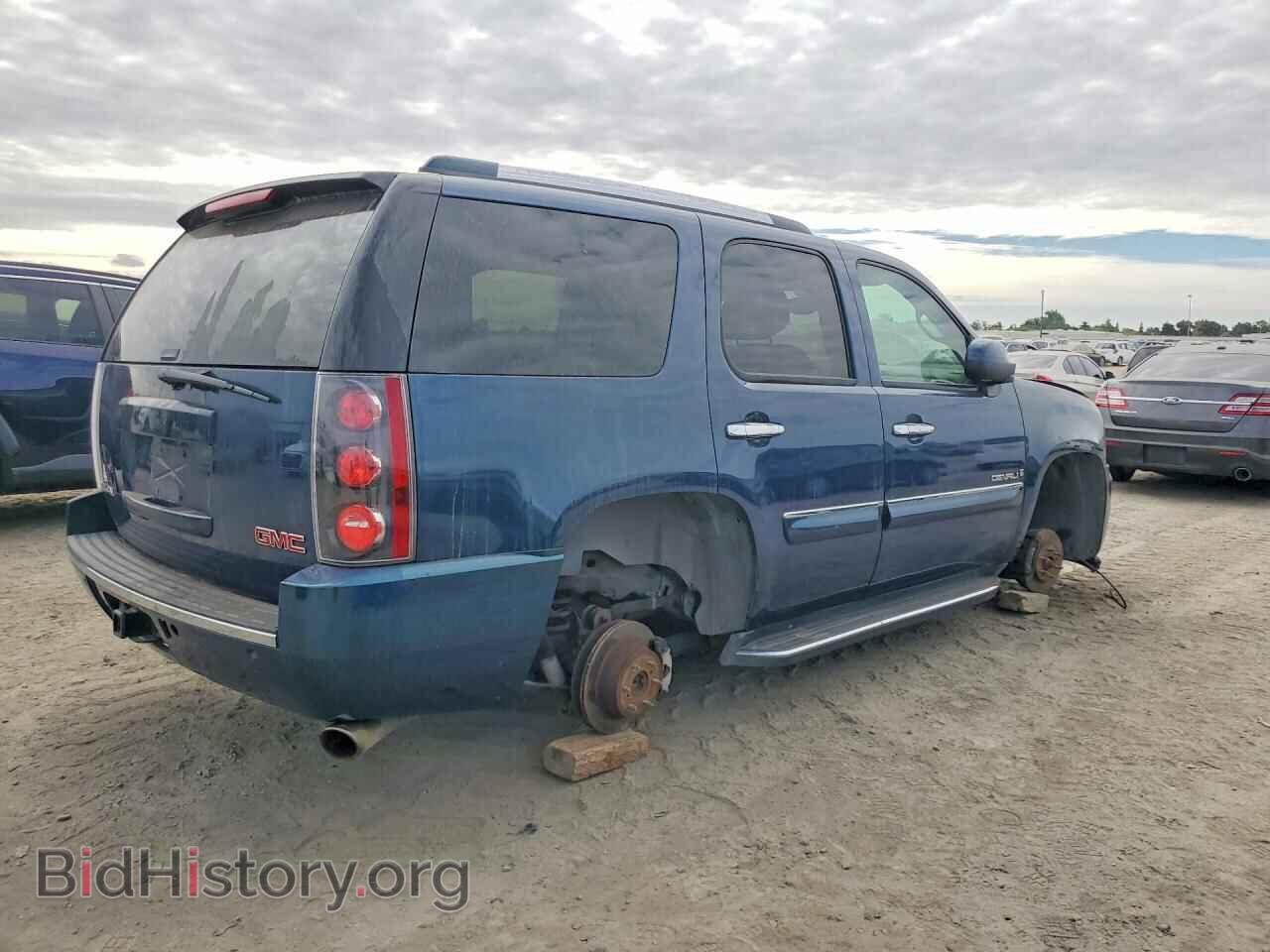 2007 GMC YUKON - VIN: 1GKFK63877J139723 - Фото 3