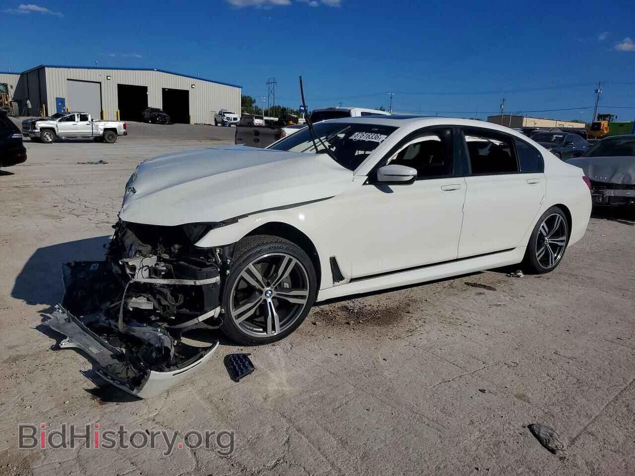 Фотография WBA7E2C56GG548151 - BMW 7 SERIES 2016