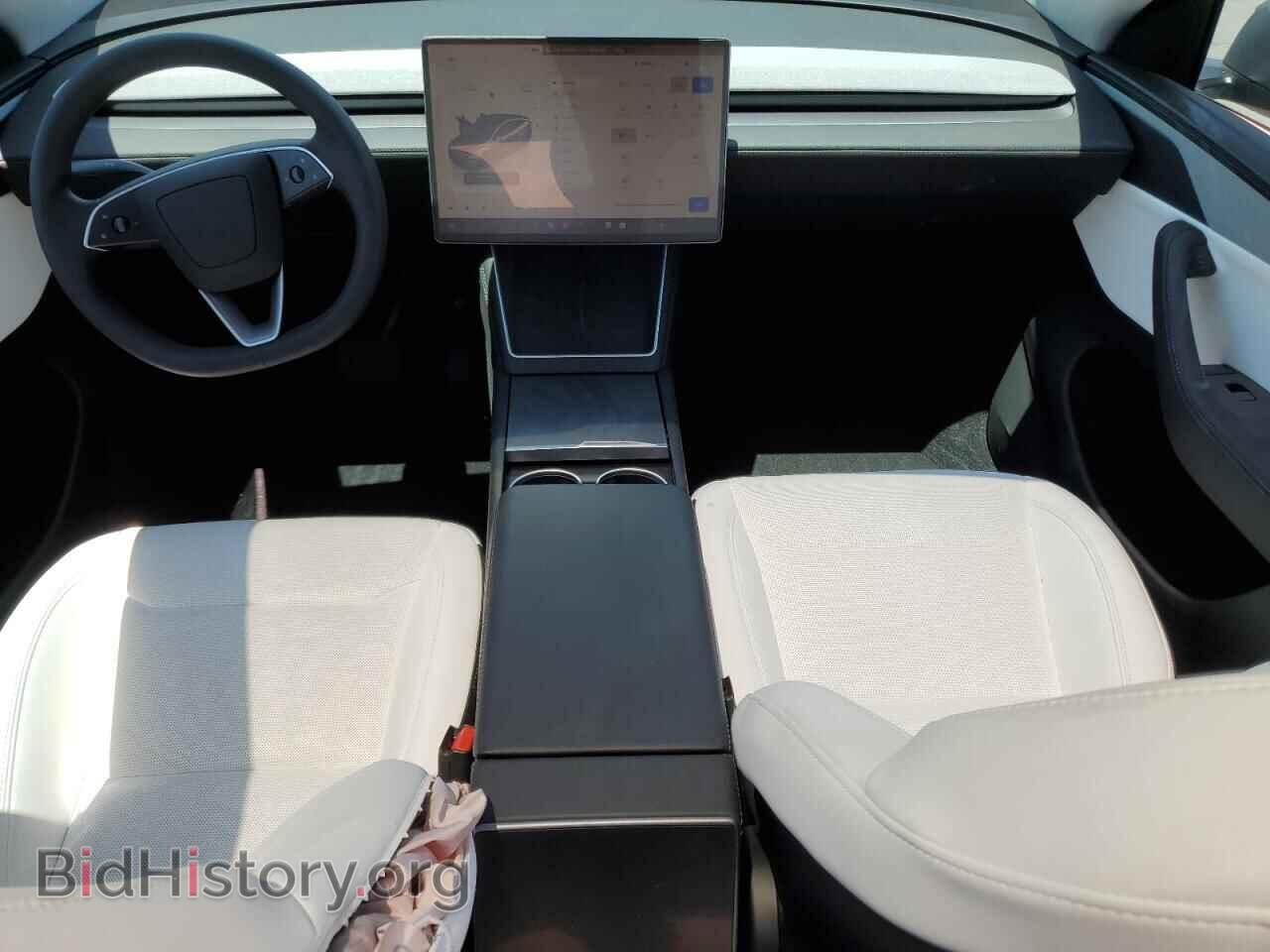 2026 TESLA MODEL Y - VIN: 7SAYGDEE2TF355366 - Фото 8