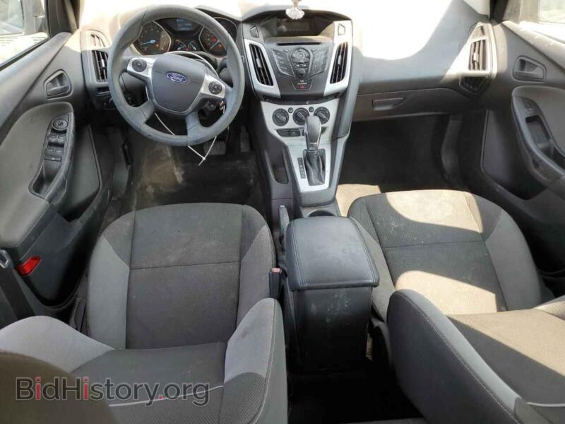 2012 Ford FOCUS (VIN 1FAHP3F28CL383560) — фото 8 из 12