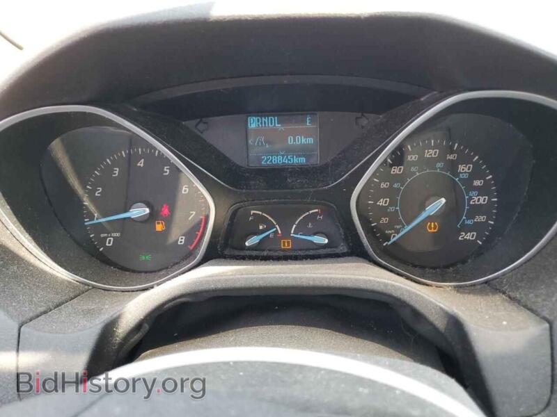 2012 Ford FOCUS (VIN 1FAHP3F28CL383560) — фото 9 из 12