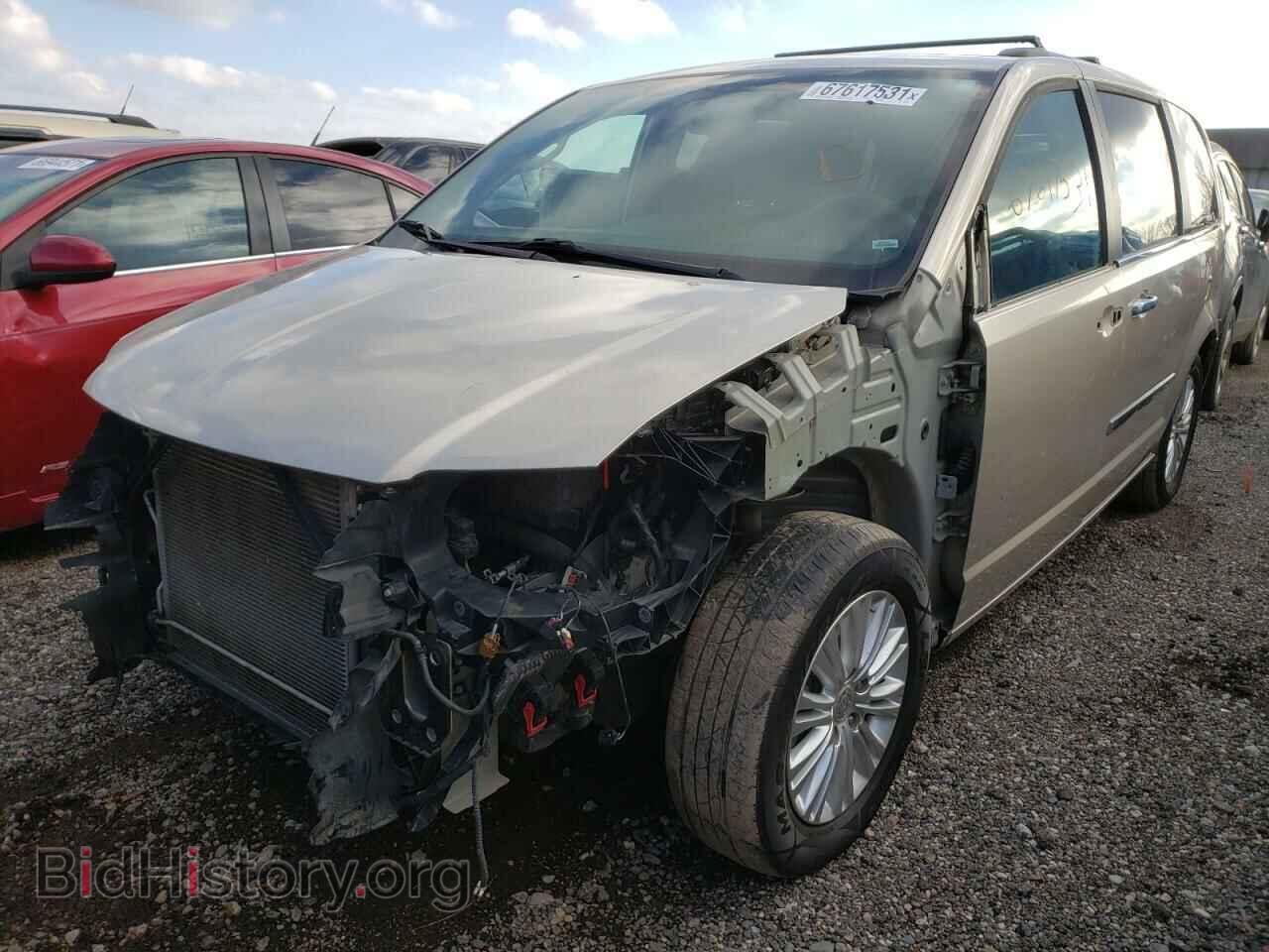 2014 CHRYSLER MINIVAN - VIN: 2C4RC1GG3ER372579 - Фото 2