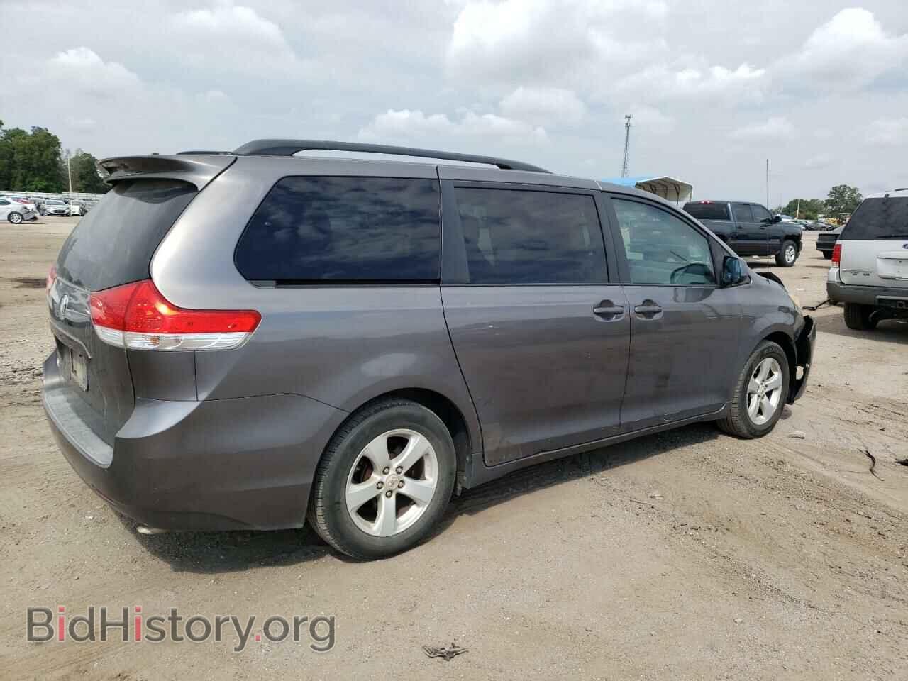 2011 TOYOTA All Models - VIN: 5TDKK3DC5BS139629 - Фото 3