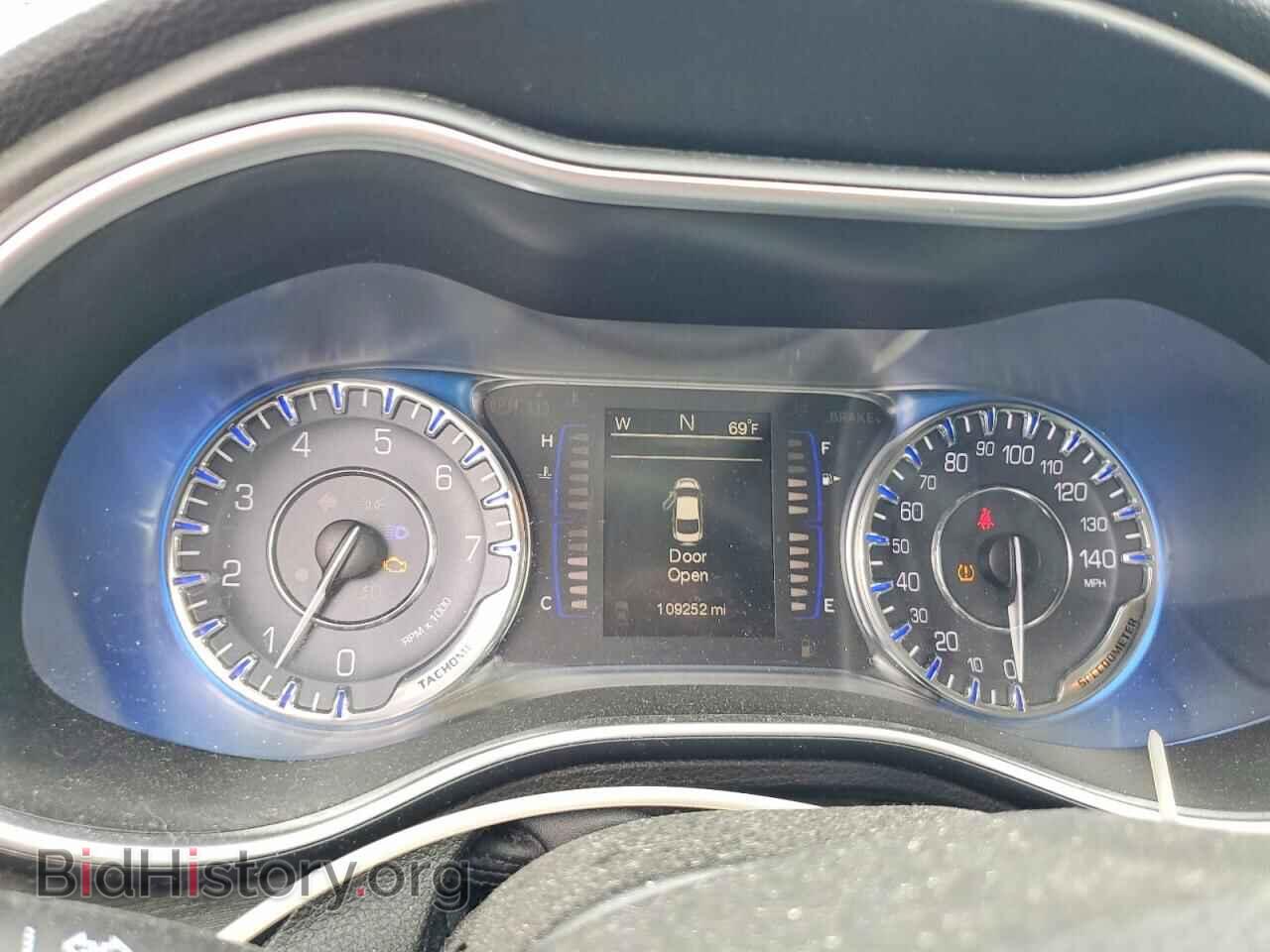 2015 CHRYSLER 200 - VIN: 1C3CCCAB4FN574722 - Photo 9