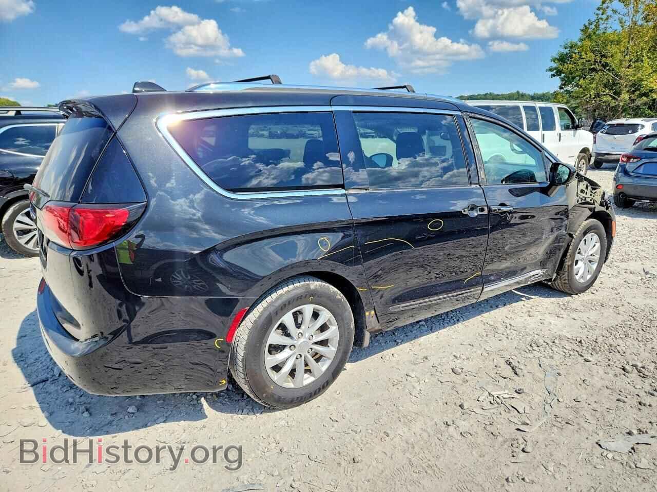 2019 CHRYSLER PACIFICA - VIN: 2C4RC1BG9KR704799 - Photo 3