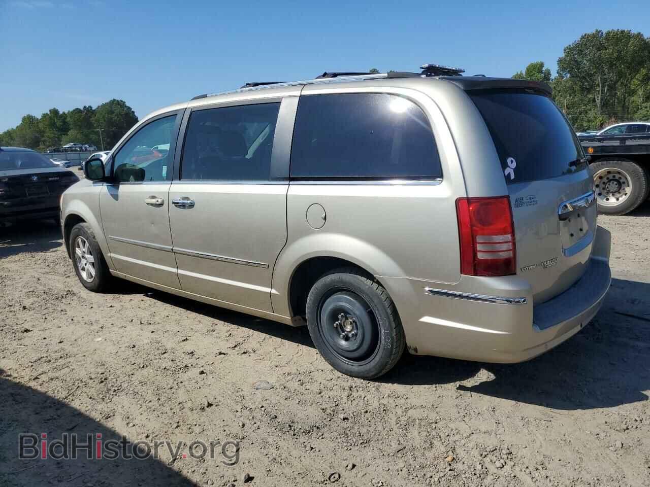 2008 CHRYSLER MINIVAN - VIN: 2A8HR64X48R614370 - Photo 2