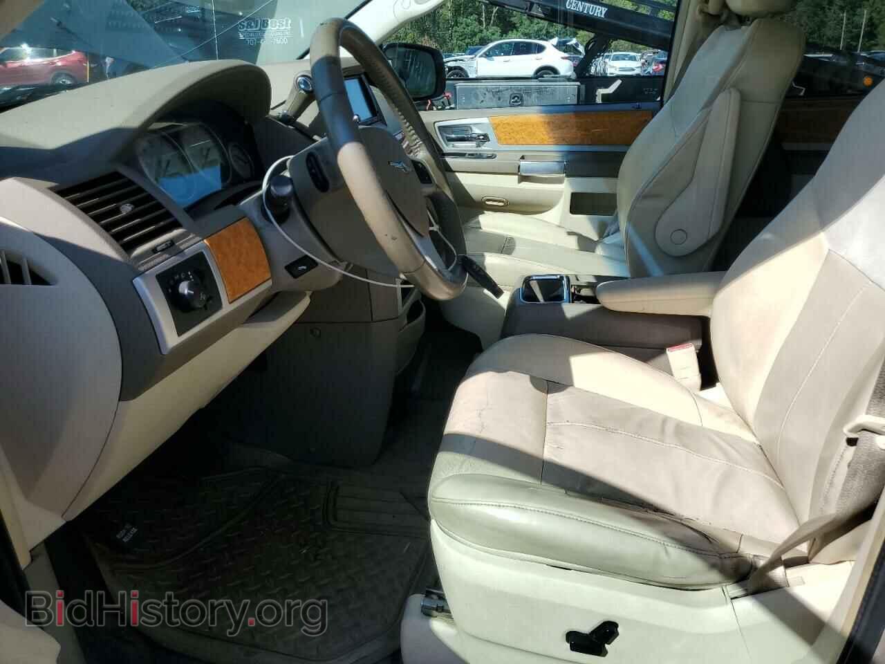 2008 CHRYSLER MINIVAN - VIN: 2A8HR64X48R614370 - Photo 7