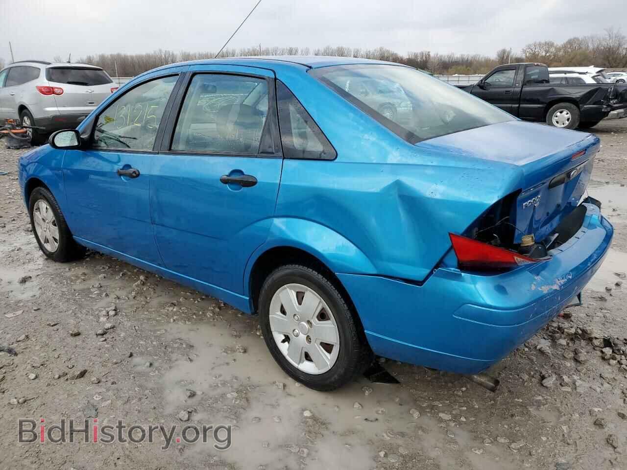 2007 FORD FOCUS - VIN: 1FAFP34N37W129814 - Фото 2
