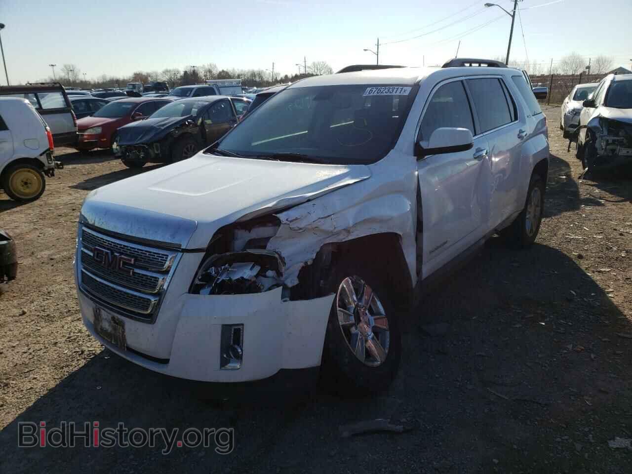 2011 GMC TERRAIN - VIN: 2CTALSEC6B6440068 - Фото 2