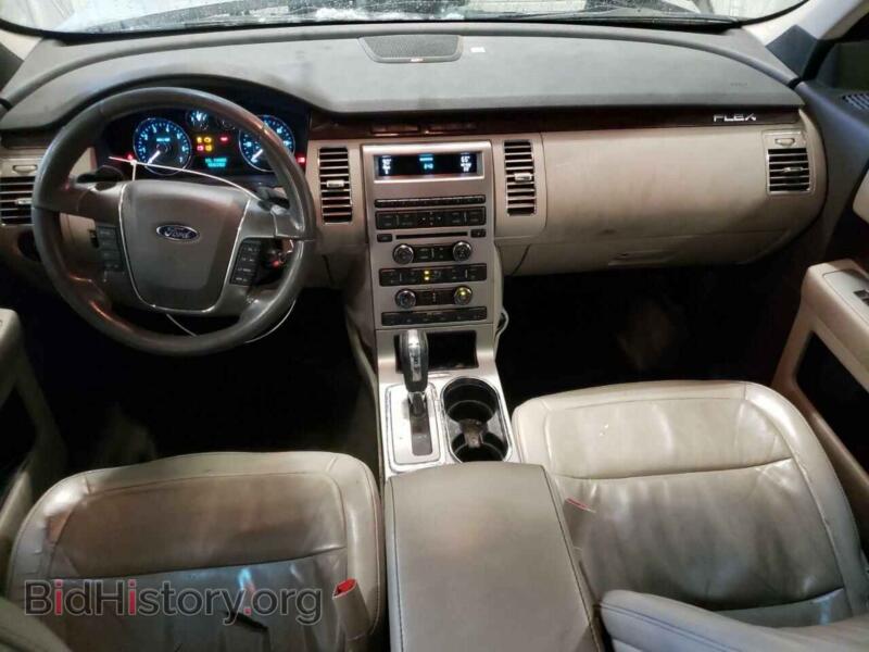 2011 Ford FLEX (VIN 2FMHK6CT5BBD22801) — photo 8 of 14