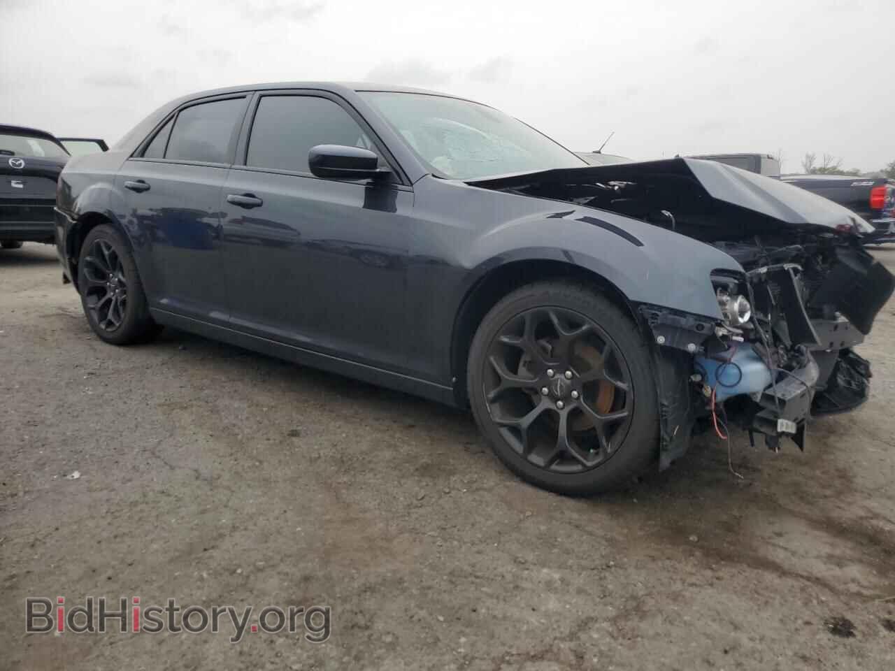 2019 CHRYSLER 300 - VIN: 2C3CCABG7KH559407 - Фото 4