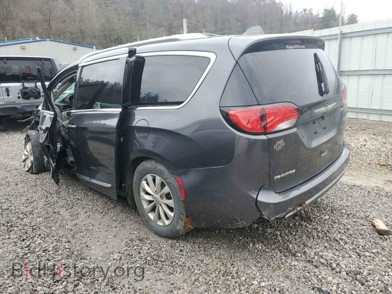2019 CHRYSLER PACIFICA - VIN: 2C4RC1BG7KR587885 - Фото 2