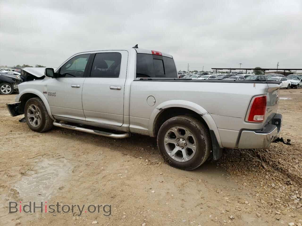 2017 RAM 1500 - VIN: 1C6RR7VT2HS688521 - Фото 2