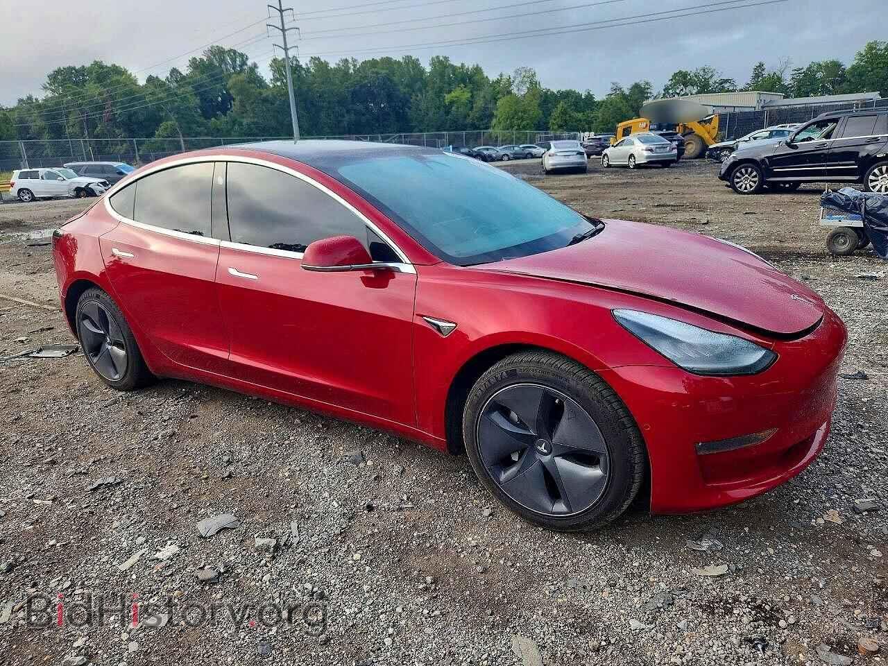 2019 TESLA MODEL 3 - VIN: 5YJ3E1EA5KF307108 - Фото 4