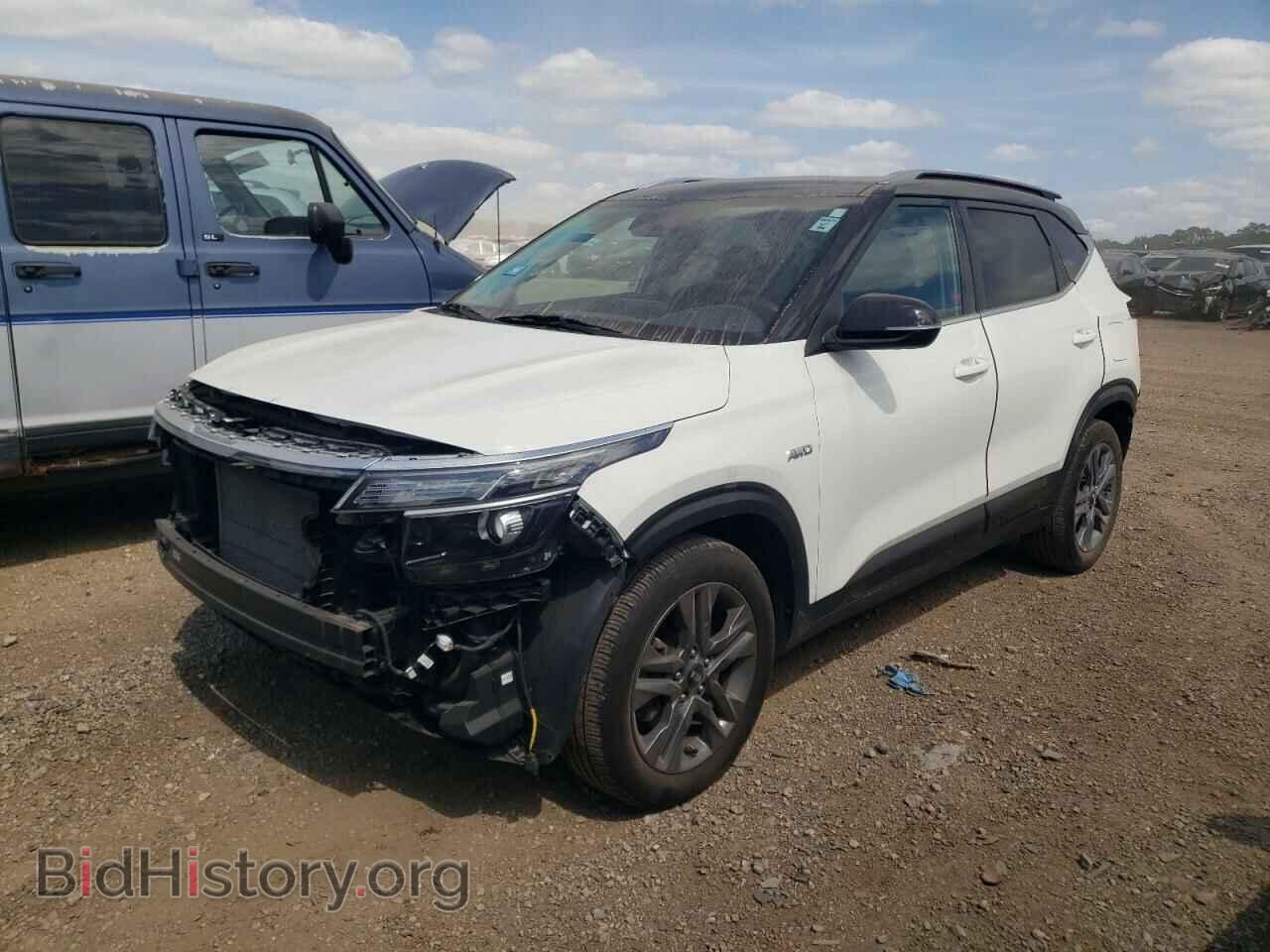 Фотография KNDEUCAA2M7128840 - KIA SELTOS 2021