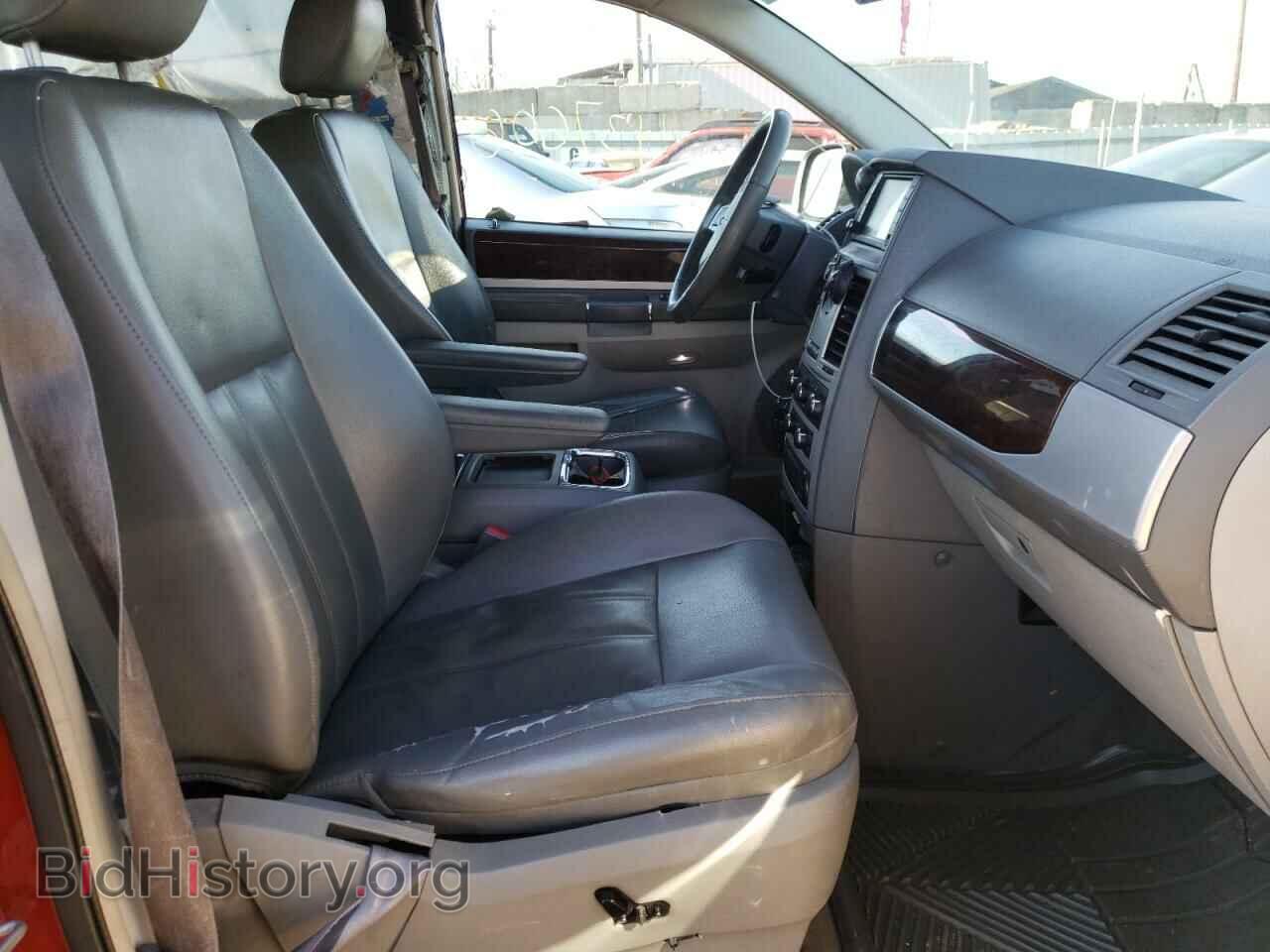 2010 CHRYSLER MINIVAN - VIN: 2A4RR5DX9AR149347 - Фото 5
