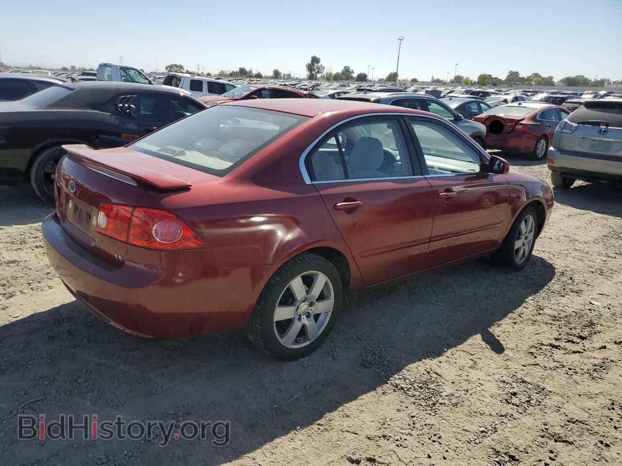 2008 KIA OPTIMA - VIN: KNAGE123885239238 - Фото 3