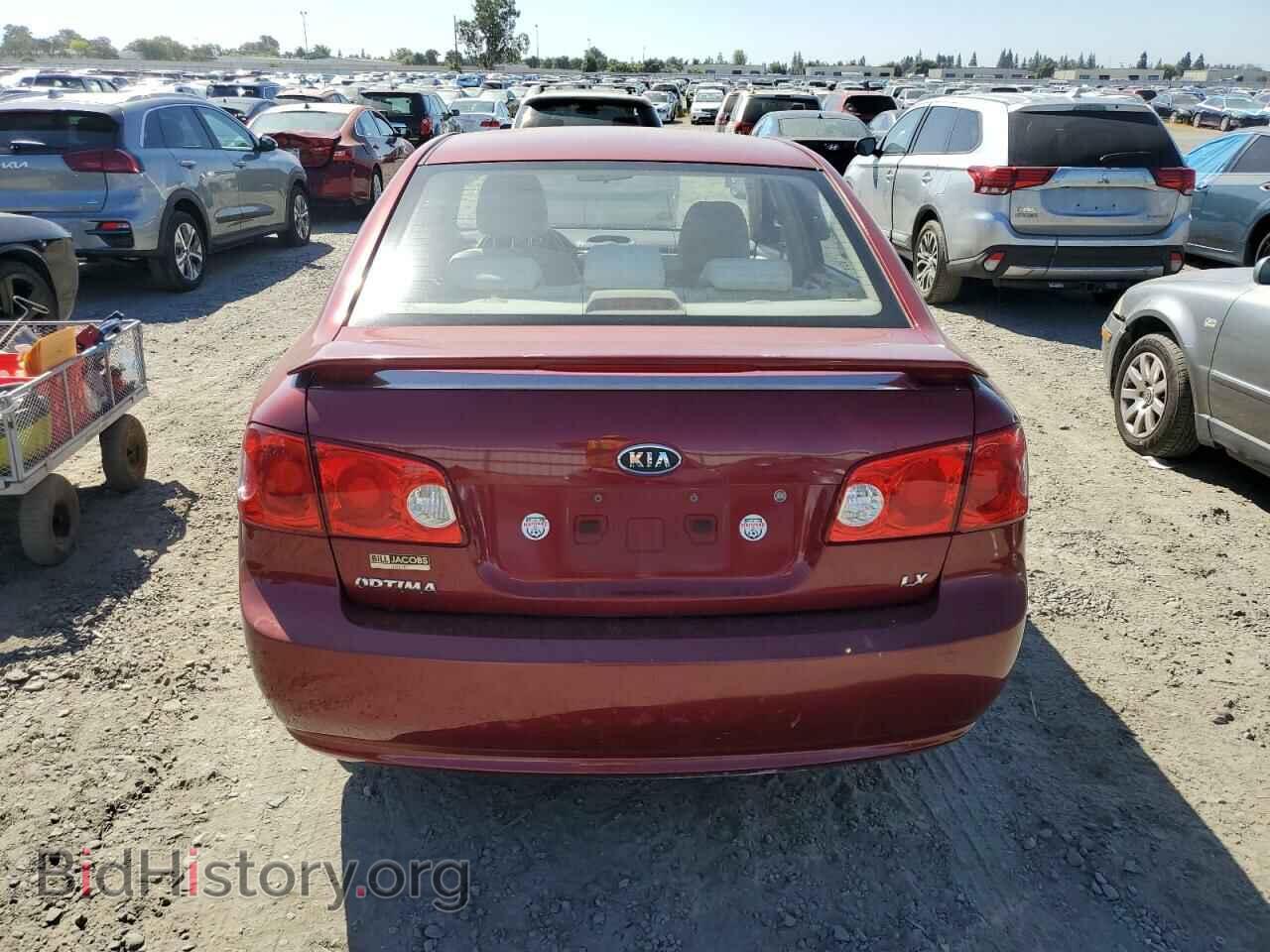 2008 KIA OPTIMA - VIN: KNAGE123885239238 - Фото 6