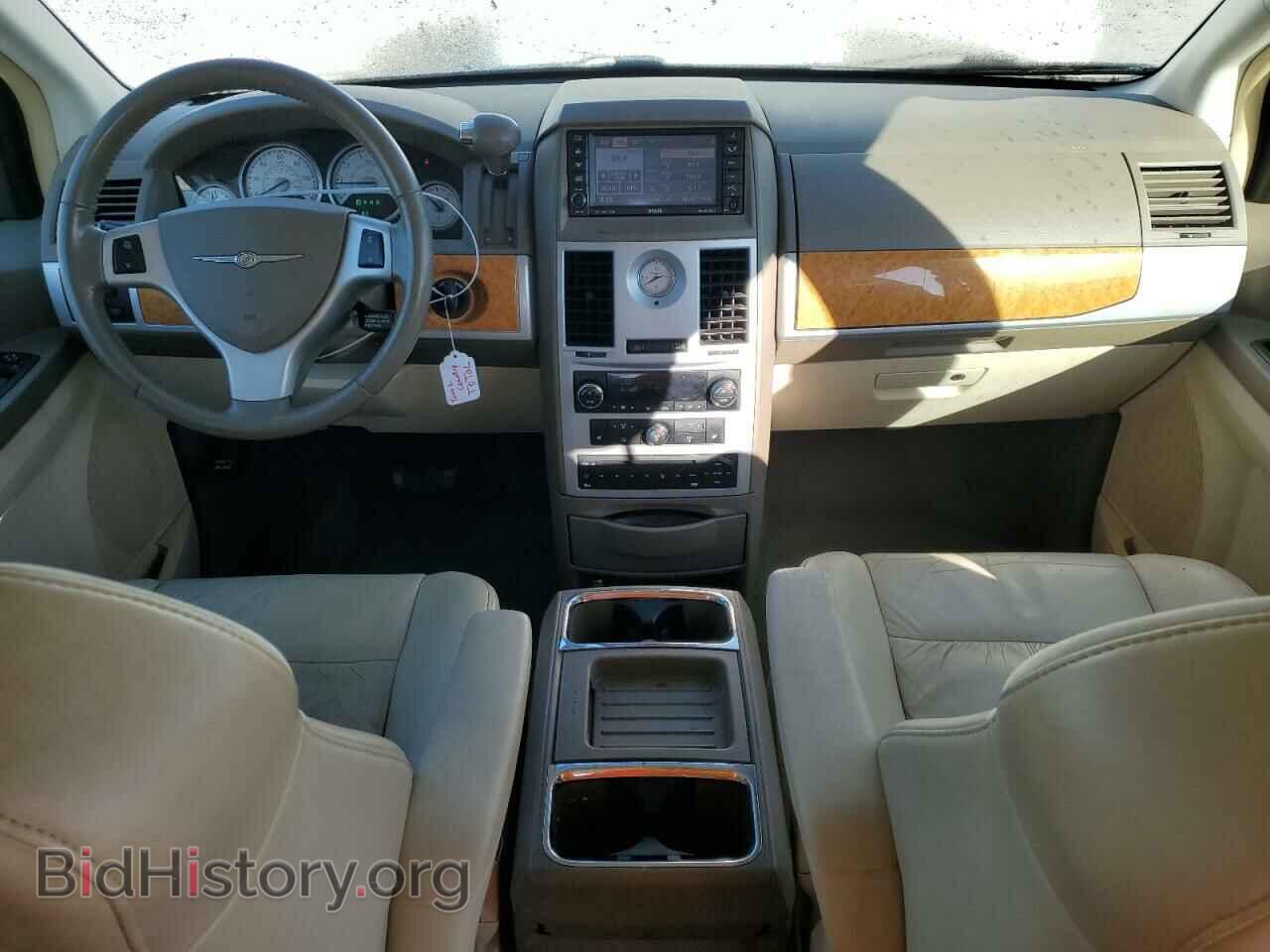 2008 CHRYSLER MINIVAN - VIN: 2A8HR64X18R735356 - Фото 8