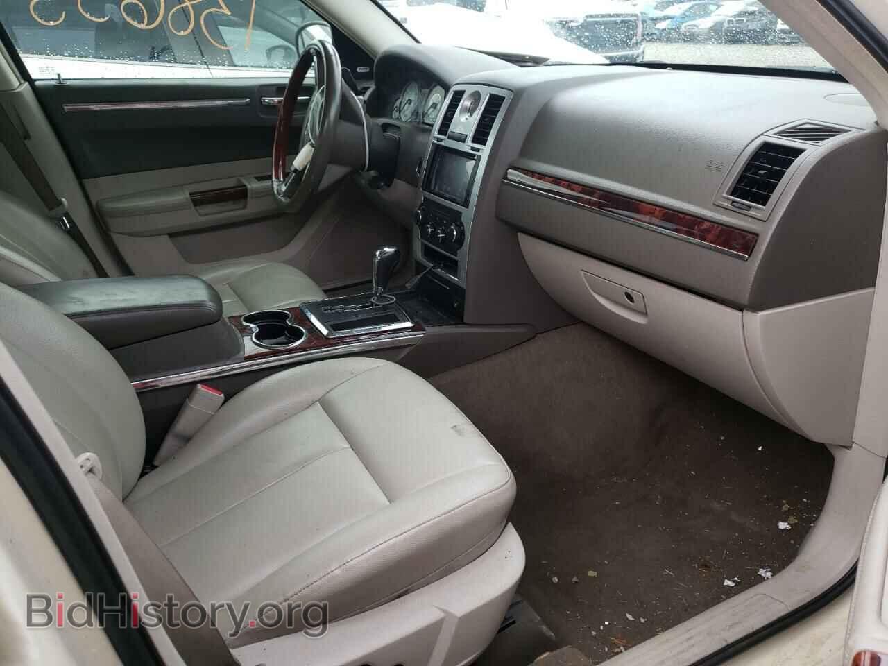 2009 CHRYSLER 300 - VIN: 2C3KK33VX9H553232 - Фото 5